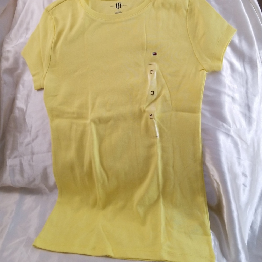 Tommy Hilfiger Classic Yellow Tee - Medium